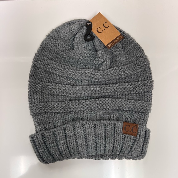 NWT Charcoal Gray C.C Brand Slouch Knitted Winter Hat Women’s - Picture 1 of 2